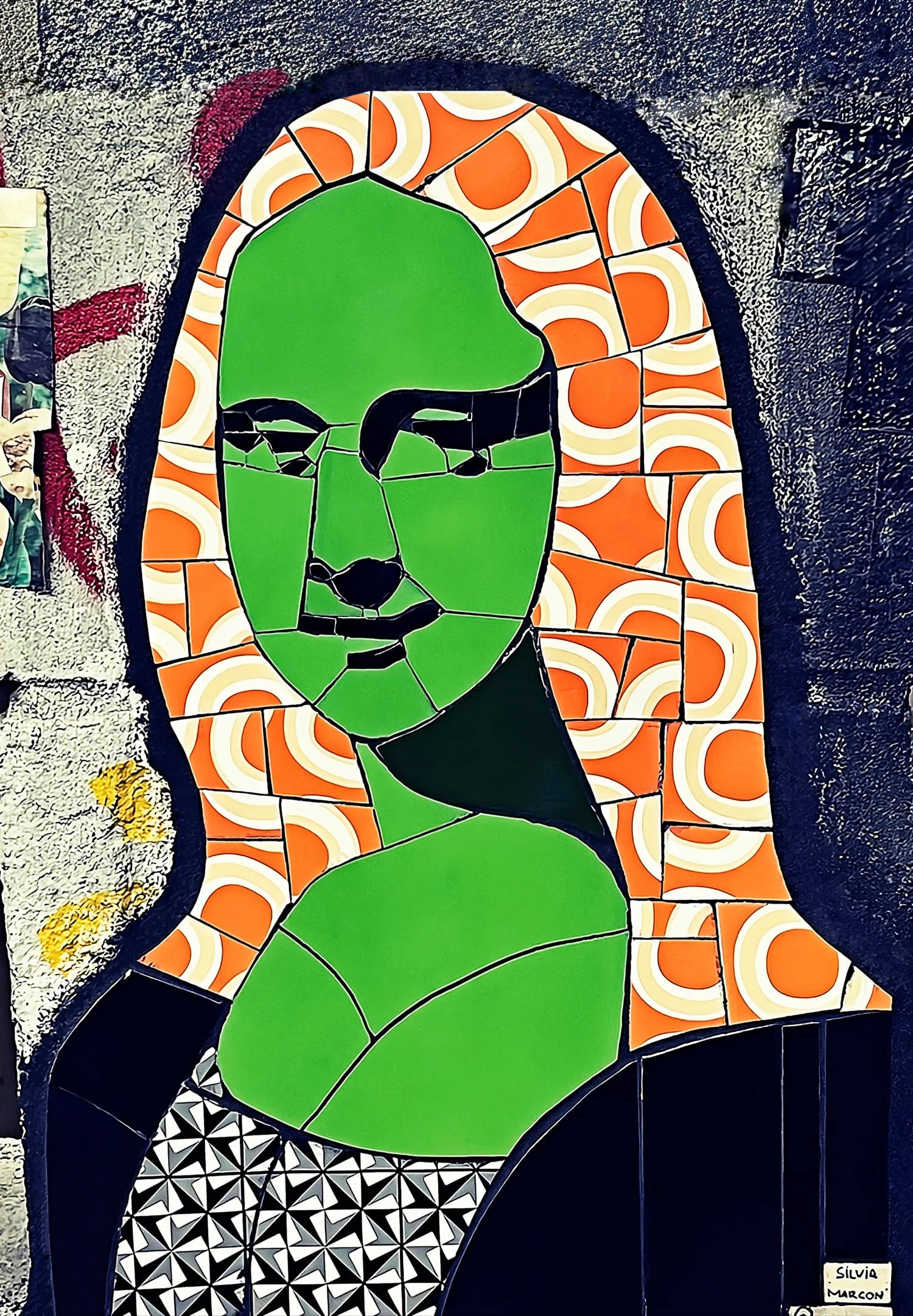 Vintage Mona